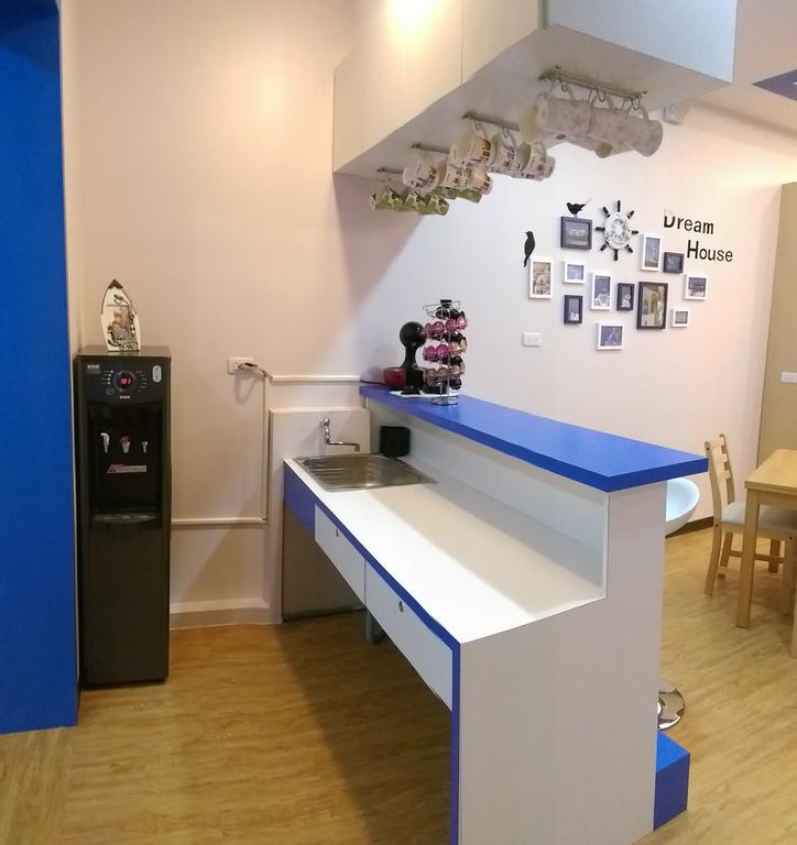 Simple Travel Hostel Дунган Екстериор снимка