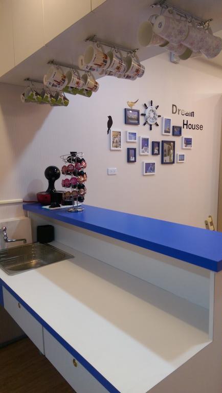 Simple Travel Hostel Дунган Екстериор снимка
