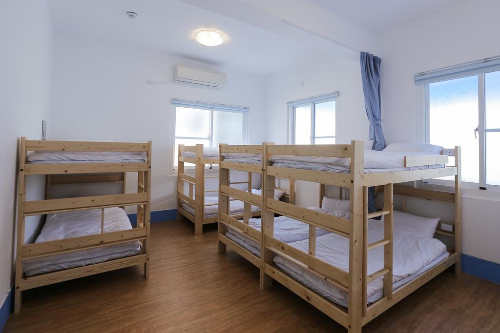 Simple Travel Hostel Дунган Екстериор снимка