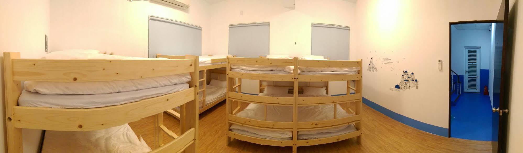Simple Travel Hostel Дунган Екстериор снимка